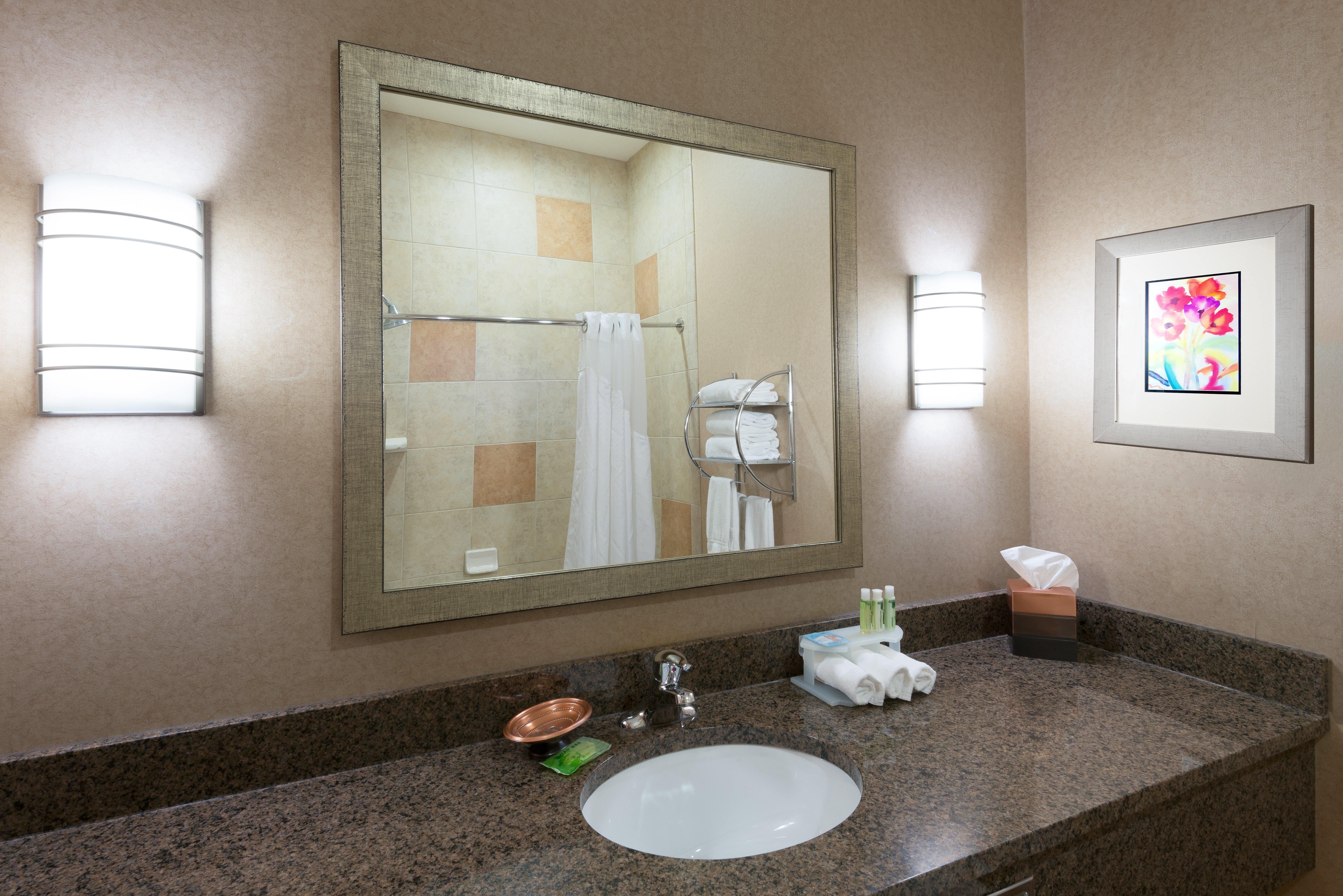 Holiday Inn Express Hotel Vernal By Ihg Экстерьер фото
