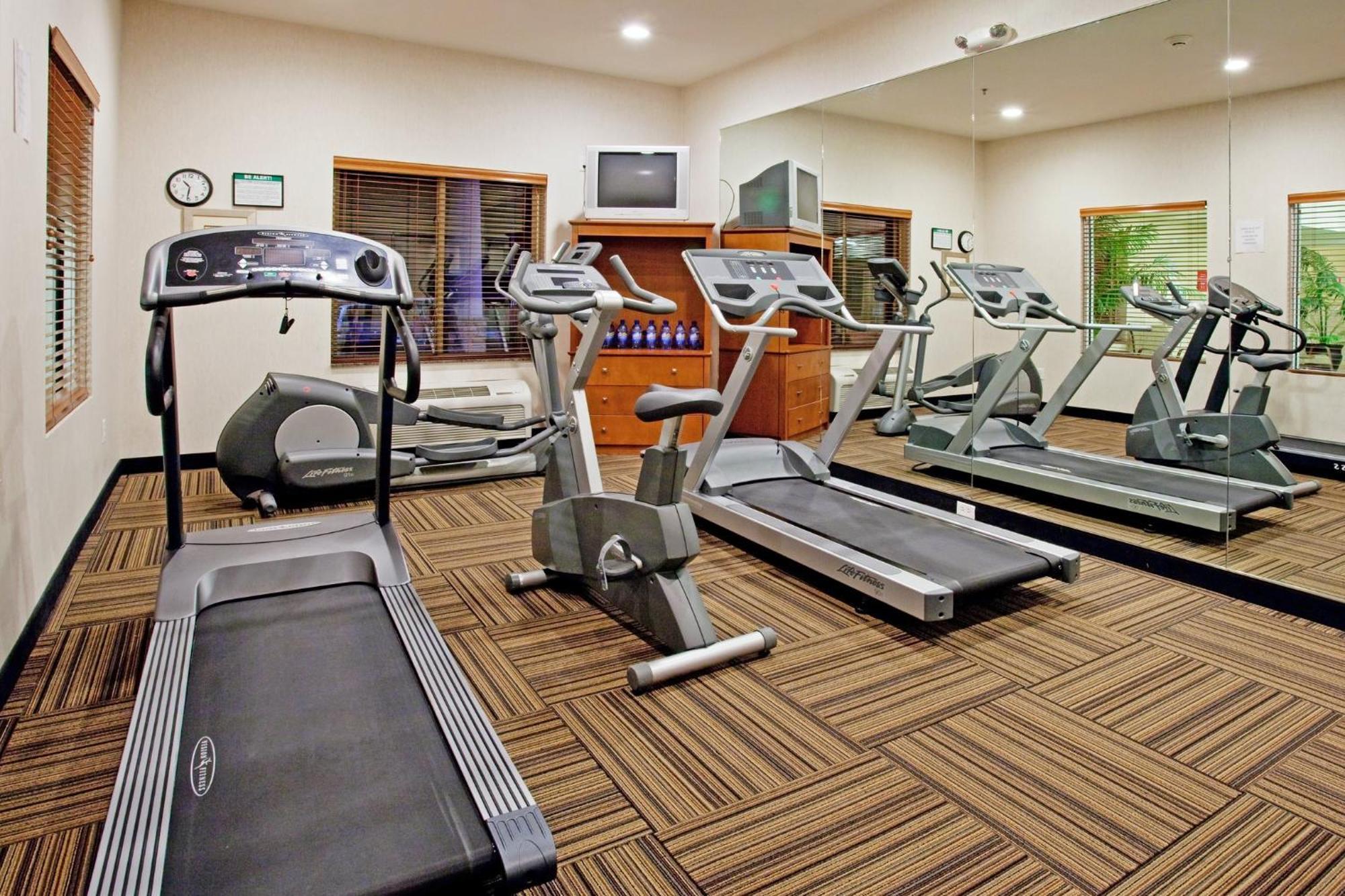 Holiday Inn Express Hotel Vernal By Ihg Экстерьер фото