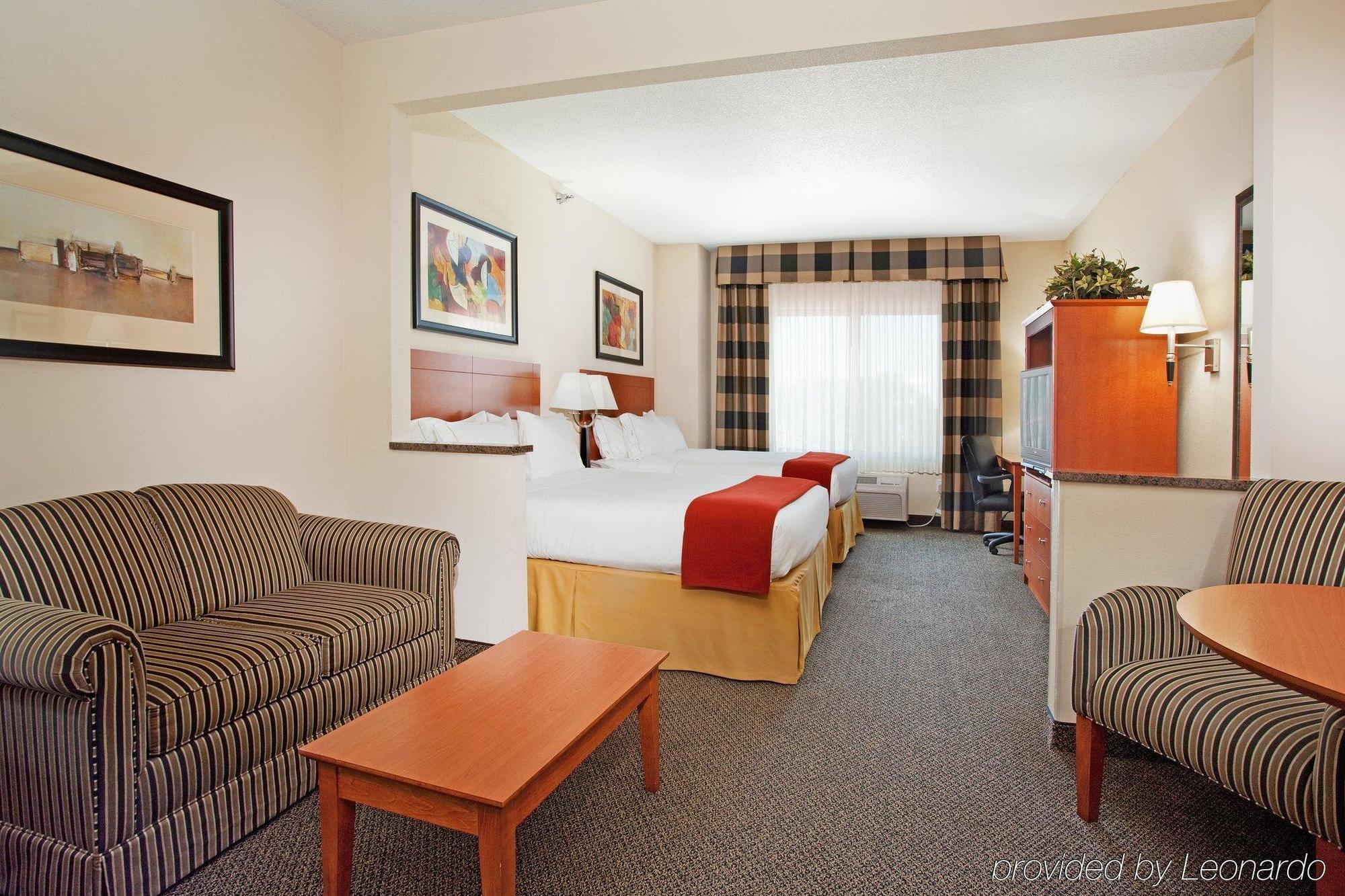 Holiday Inn Express Hotel Vernal By Ihg Номер фото