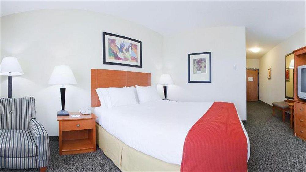 Holiday Inn Express Hotel Vernal By Ihg Экстерьер фото