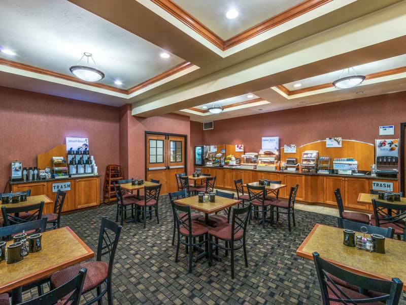 Holiday Inn Express Hotel Vernal By Ihg Экстерьер фото